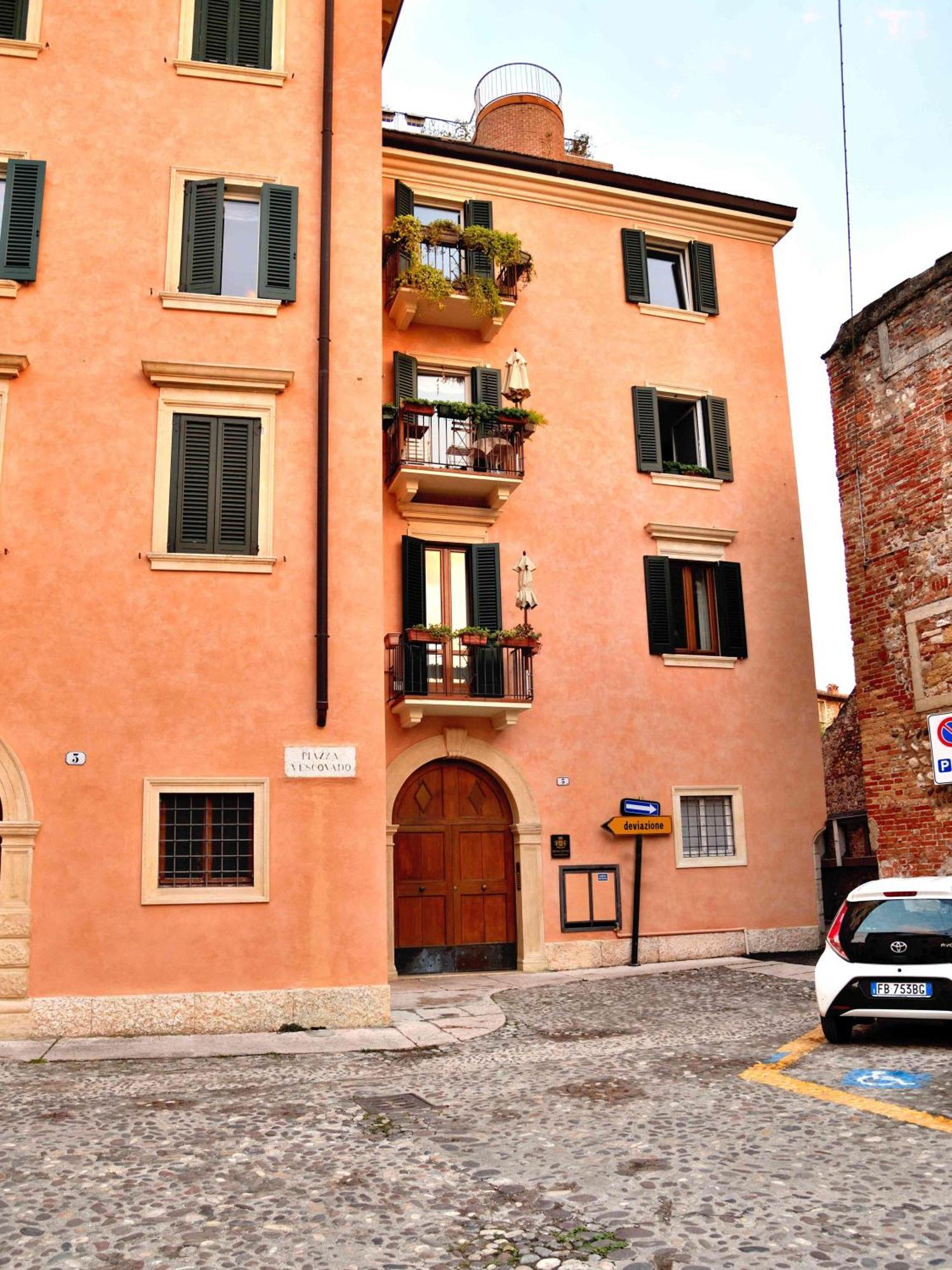 Regal House Verona Vescovado 外观 照片
